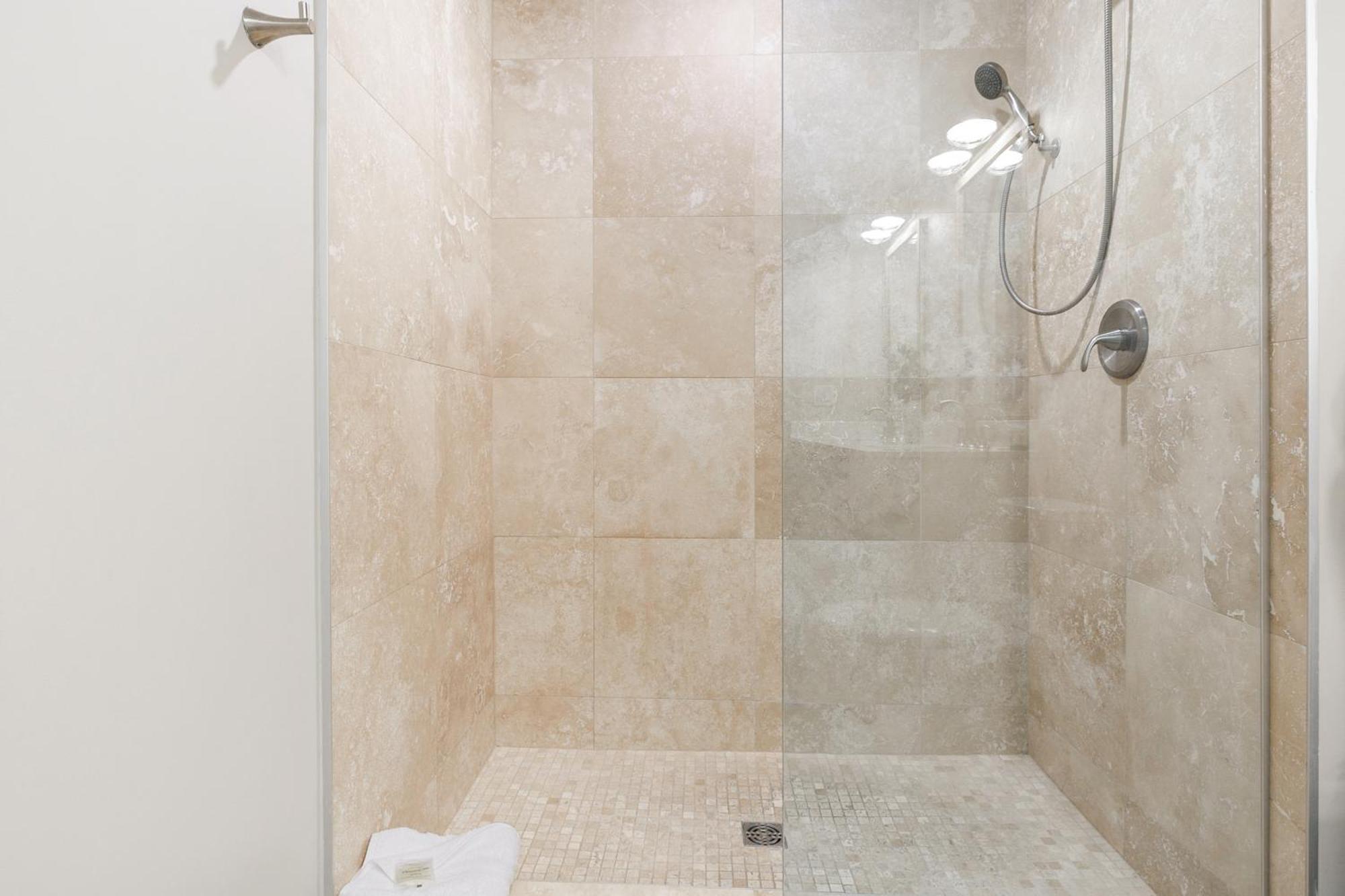 Spacious 4B Oasis Steps From French Quarter - Your Nola Dream Awaits! ニューオーリンズ エクステリア 写真