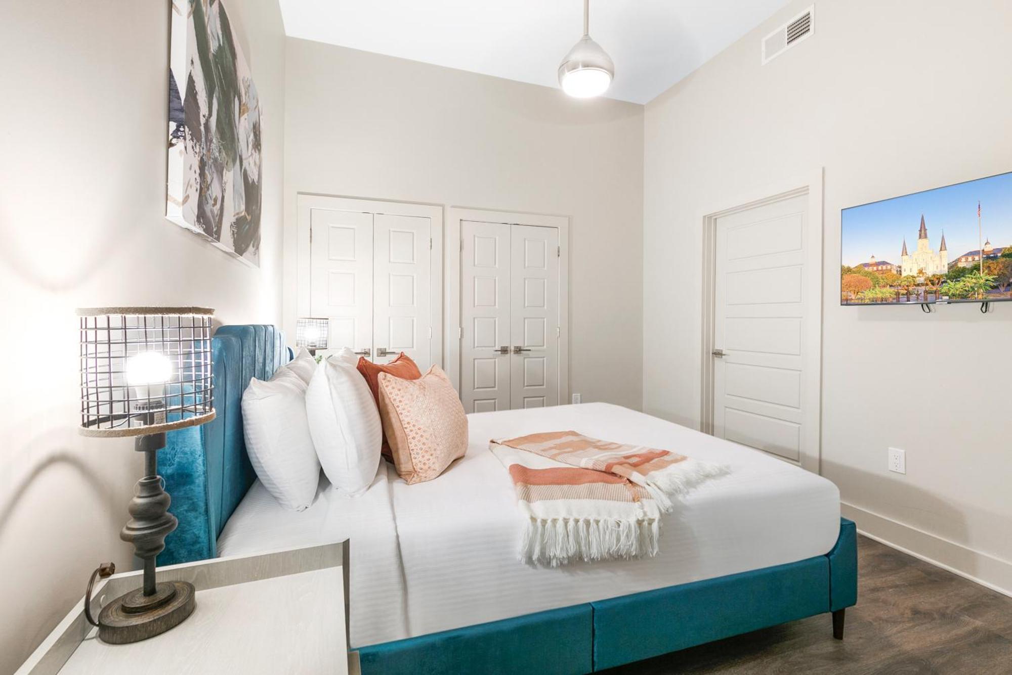 Spacious 4B Oasis Steps From French Quarter - Your Nola Dream Awaits! ニューオーリンズ エクステリア 写真