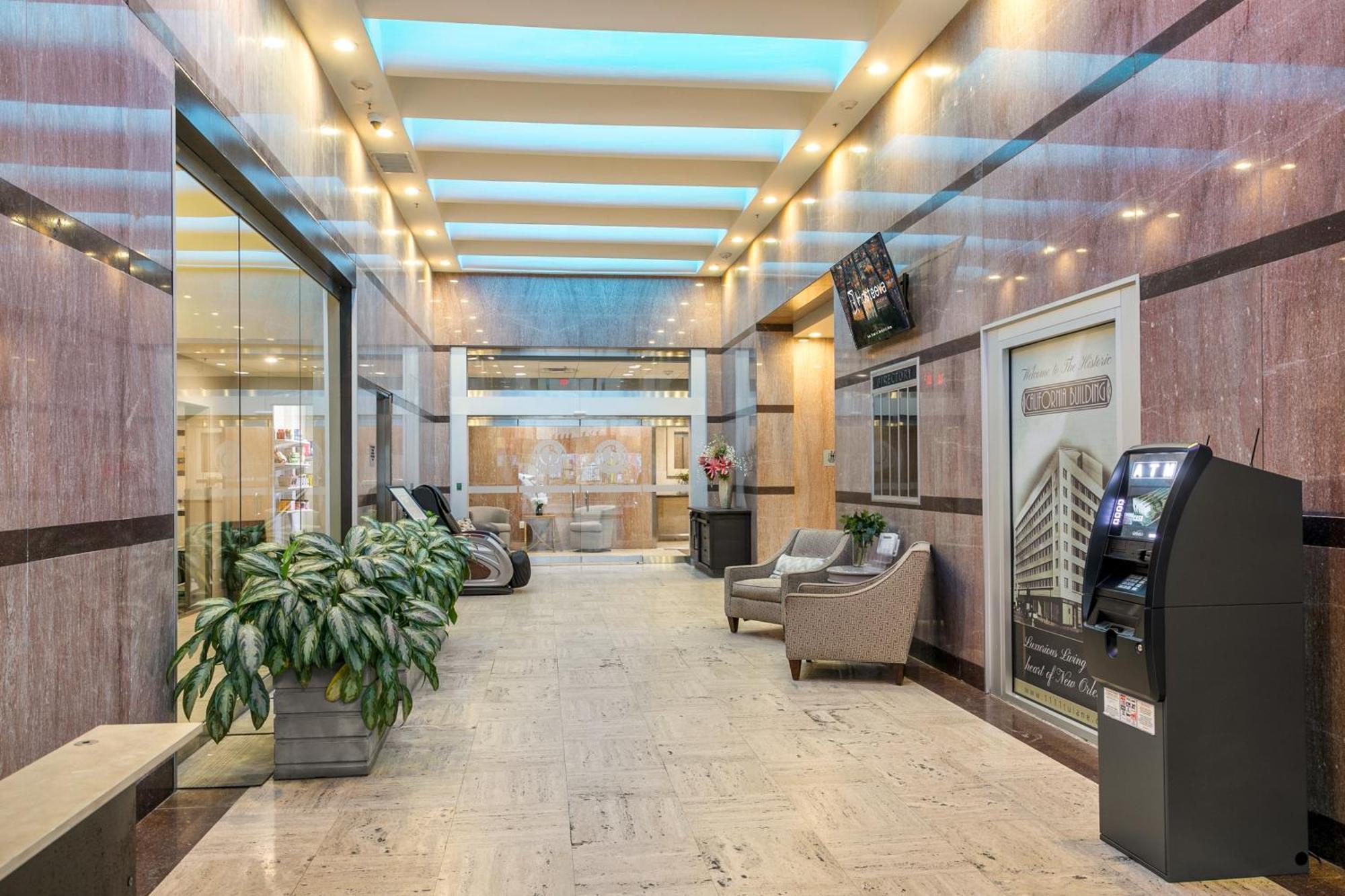 Spacious 4B Oasis Steps From French Quarter - Your Nola Dream Awaits! ニューオーリンズ エクステリア 写真